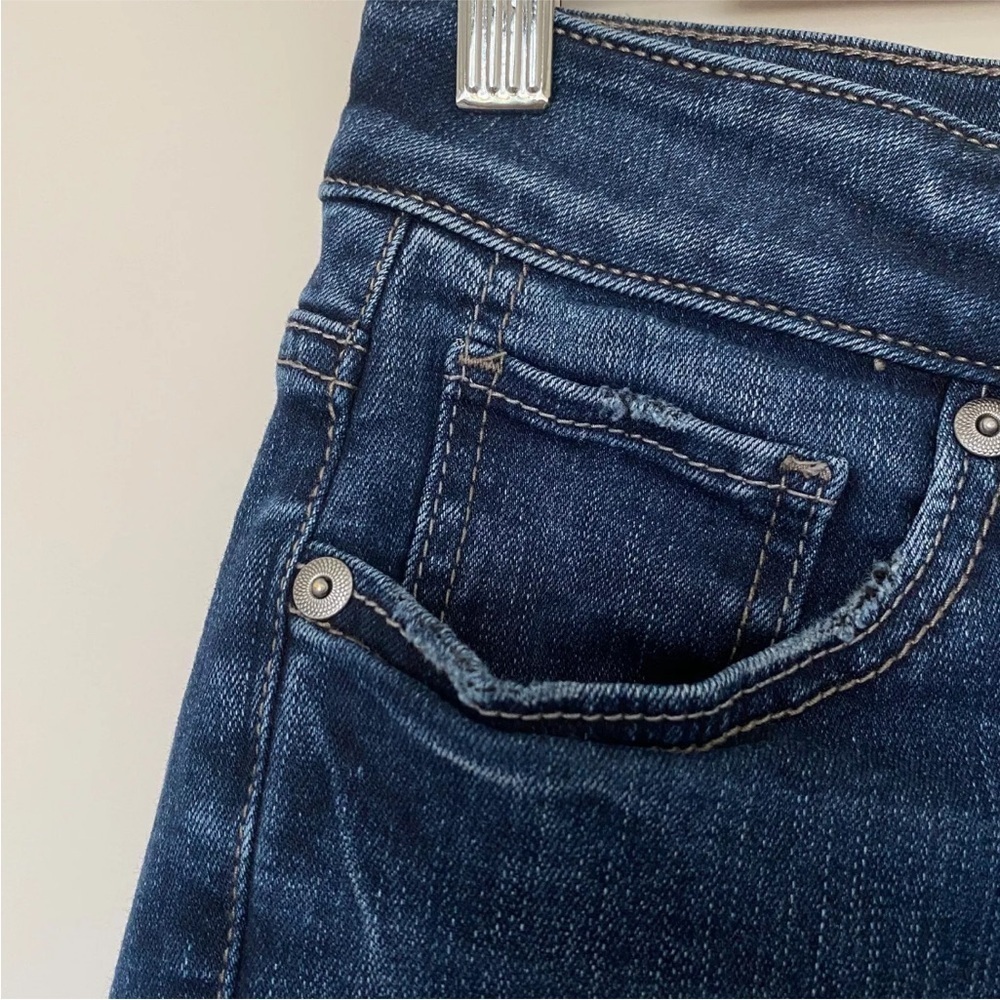 Silver Suki Straight Leg Blue Jeans Women's Sz 30x29 Dark Wash - Picture 6 of 15